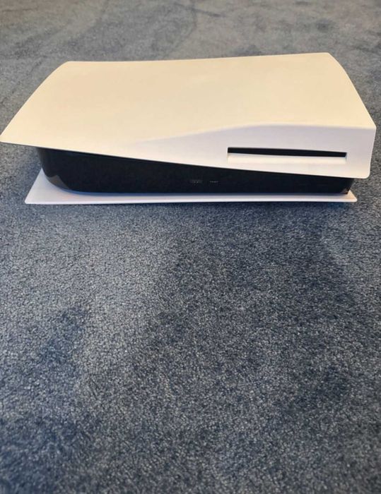 konsola playstation 5