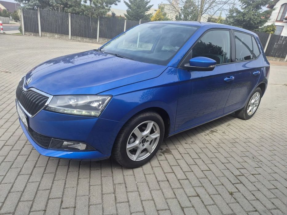 Skoda Fabia Klimatyzacja,aktywny radar,alu felgi,komputer,radio,special edition