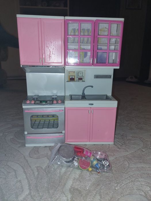 Іграшкова кухня з підсвіткою (для ляльок)