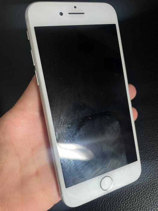 IPHONE 8 white 64GB unico propietario Vende Se