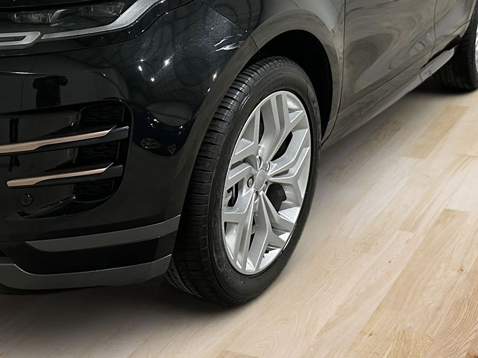 Land Rover Range Rover Evoque P300e R-Dynamic SE