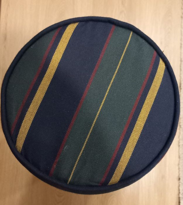 Conjunto de Almofadas Decorativas (2 Quadradas + 1 Cilíndrica/Rolo) – Padrão Escocês