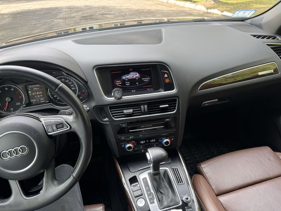 AUDI Q 5. 2.0 TFSI  quattro