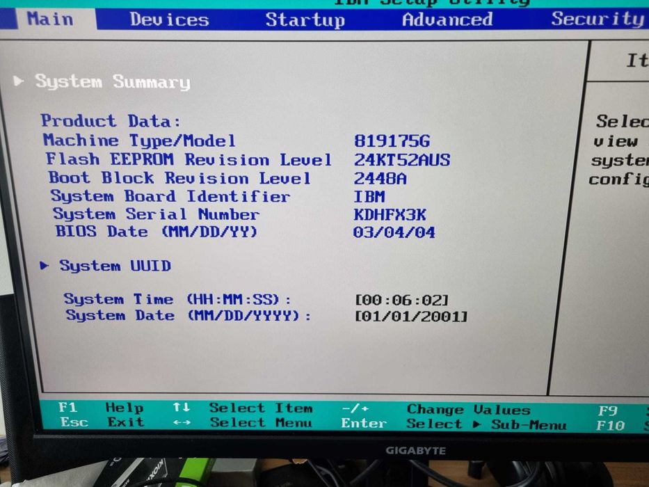 Komputer IBM Celeron 2.40 GHz 128MB RAM, CD-ROM, Floppy