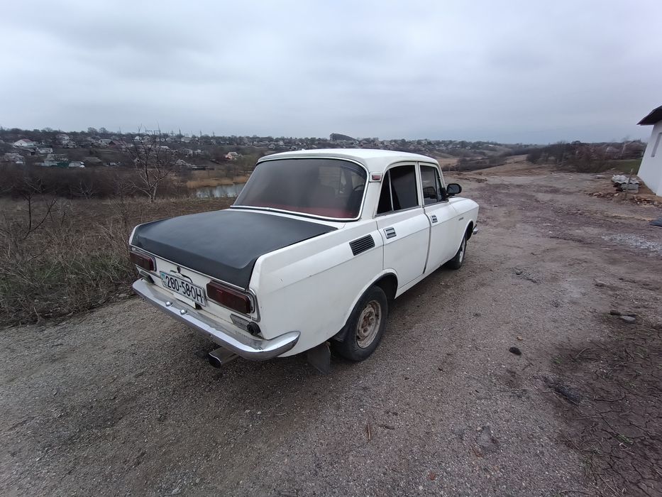 Москвич газ/бенз. Москвич 2140 . 400 баксов