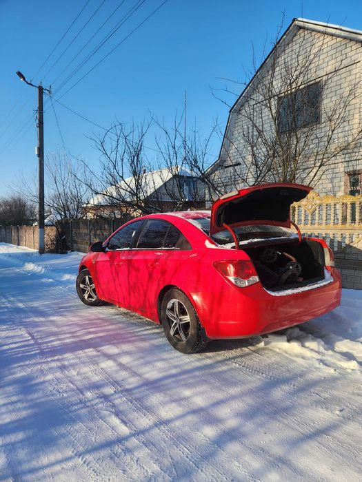 Шевроле Круз LS 2010