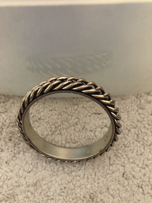 Pulseiras como novas