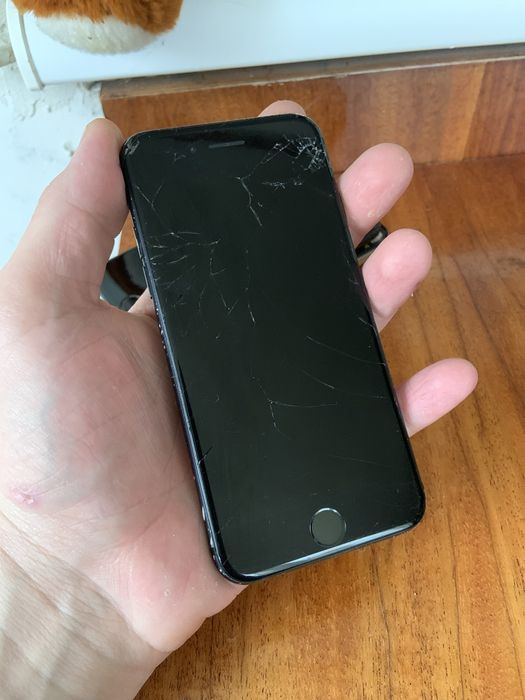 Iphone 7, 4S  32gb на запчастини