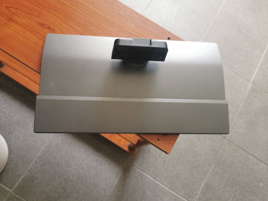 Suporte para televisão.