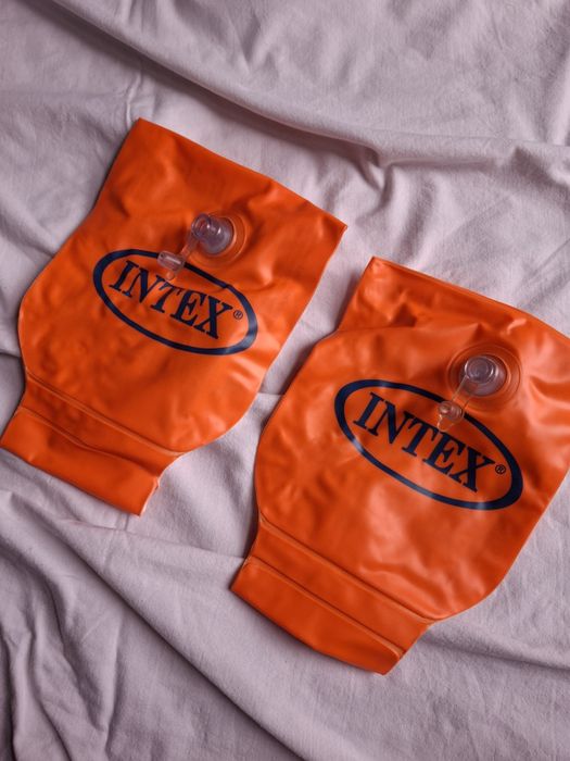 Rękawki na basen Intex