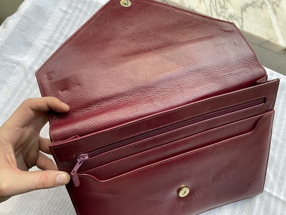 Mala em pele para trabalho