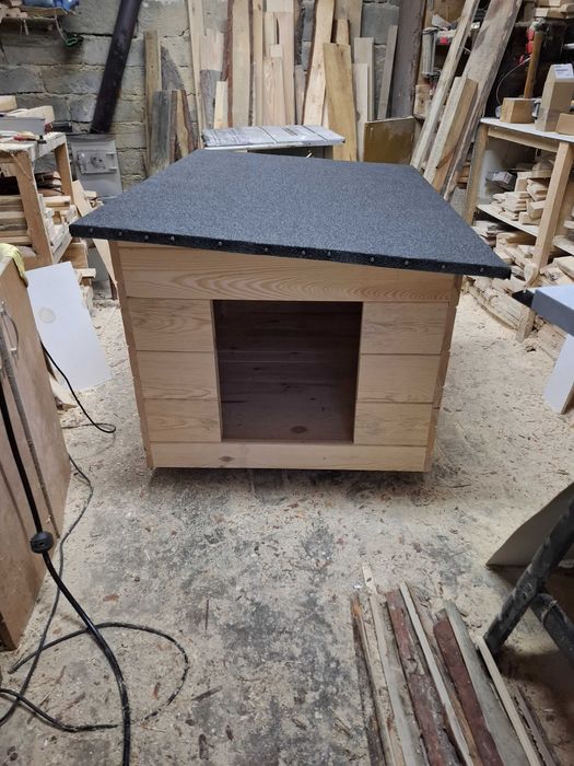 Budy ocieplane dla psa