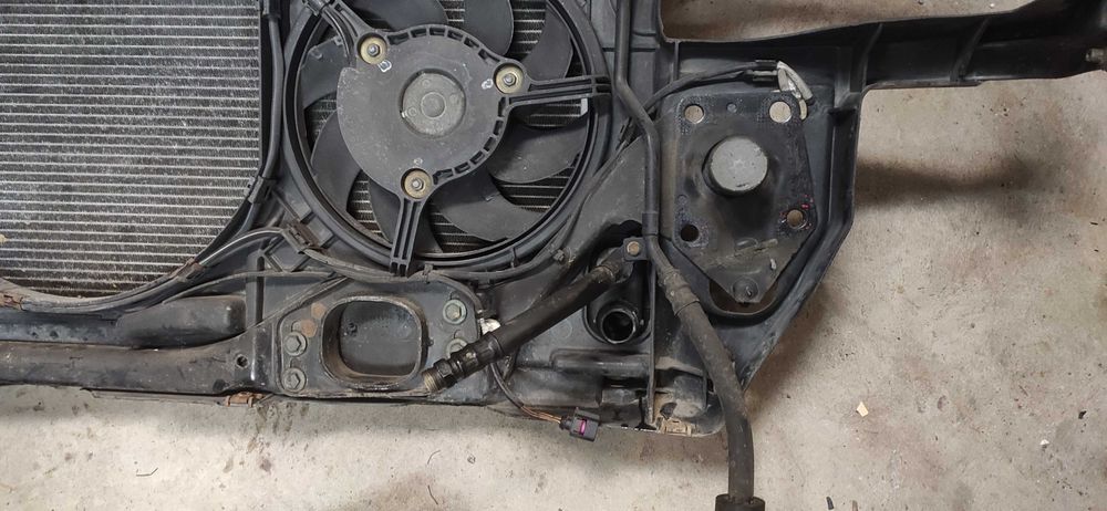 Audi s4 b5 2.7 pas przedni ,chłodnice , kły, wentylatory