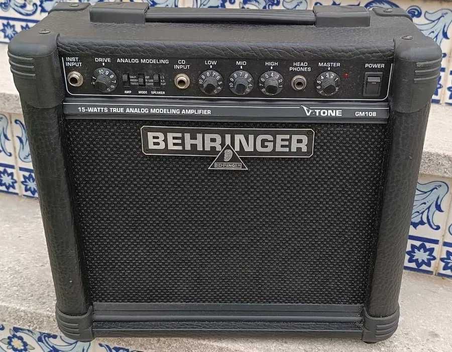 Amplificador Guitarra Behringer V-Tone - 27 diferentes configurações de timbres