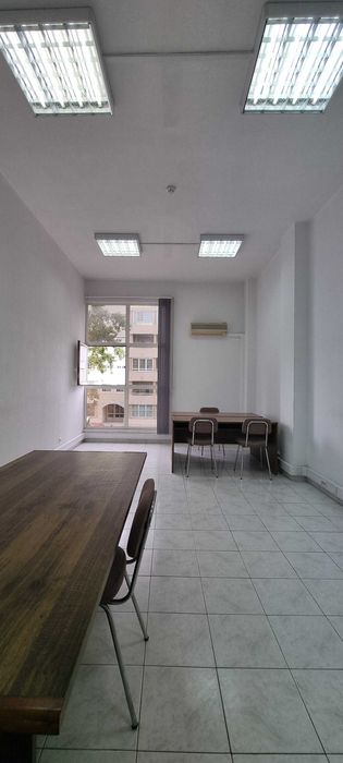 Arrendo Escritório 46m2 em Carcavelos junto à A5