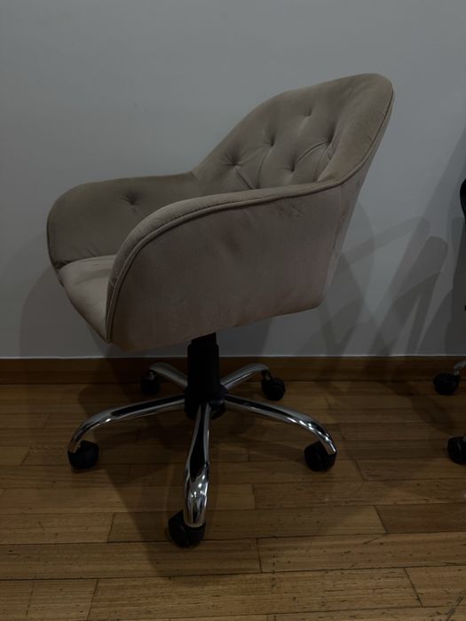 Cadeira  aveludada escritorio