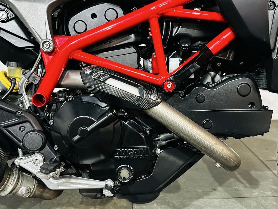 Ducati Hyperstrada 820 ABS мото з європи (8300$)