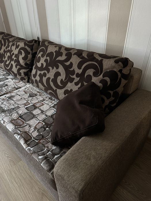 Wygodna i stylowa kanapa do salonu