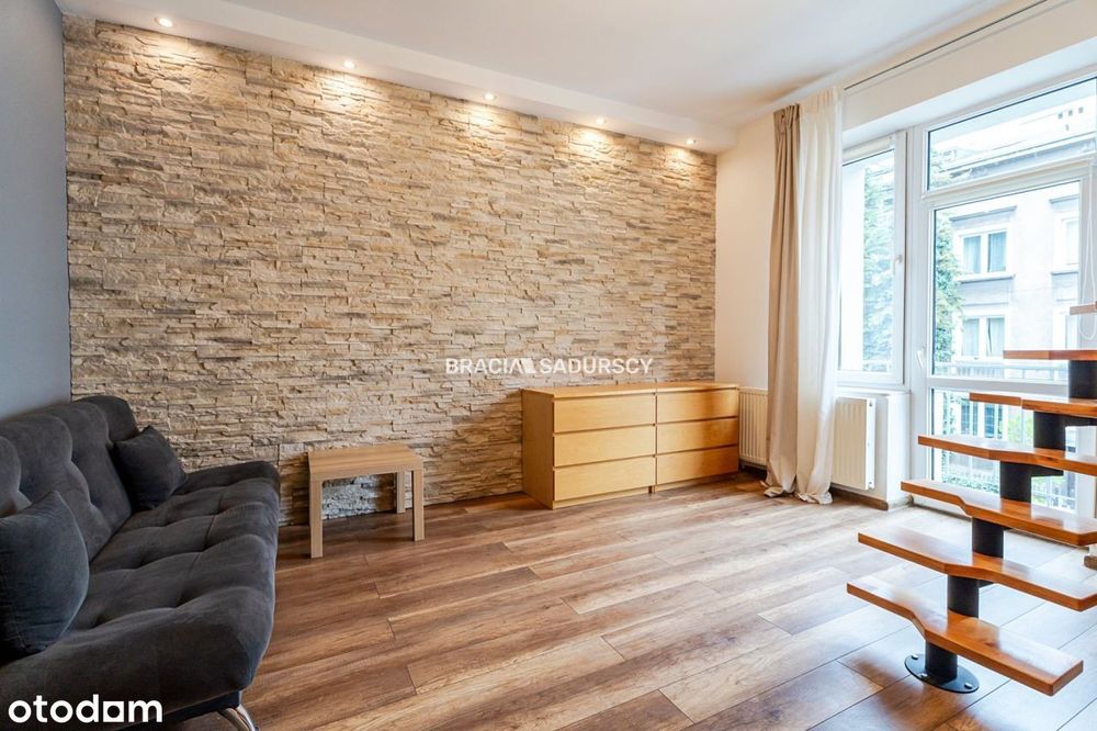 2pok 43 m2 +atresole 20 min spacerem od Rynku