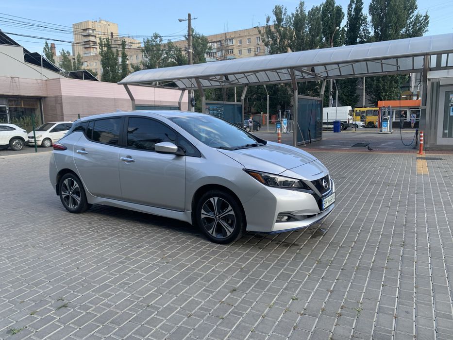nissan leaf 2021 64kwh