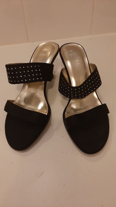 Chinelas  senhora  pretas