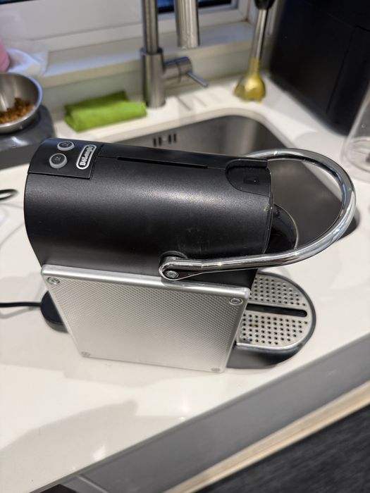 Máquina de Café Delonghi Pixie EN124.S  para Nespresso