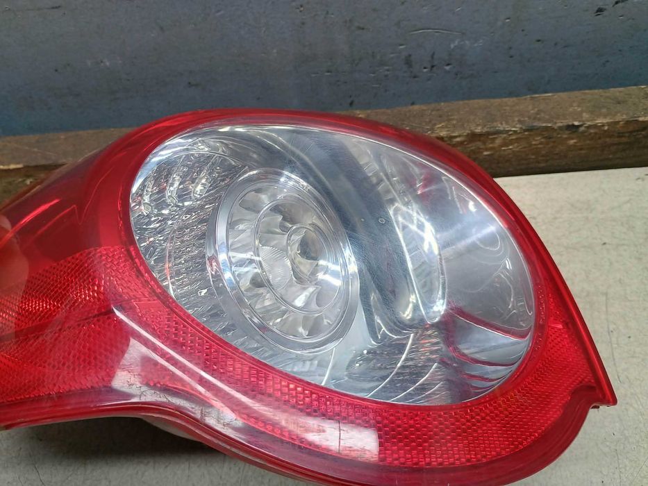 Lampa Lewy Tył Lewa Tylna VW Passat B6 KOMBI