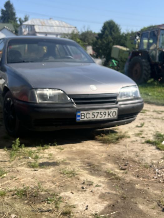 Продам опель омега 1.8 бензин