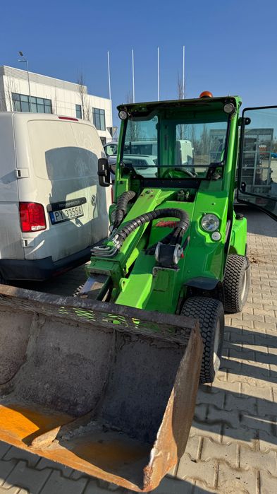 Minikoparka miniładowarka AVANT BOBCAT WIERTNICA krata niwelacyjna  WYNAJEM 24/7 FV