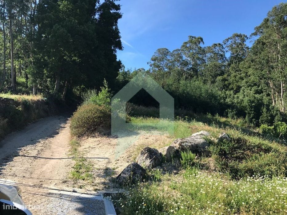 Terreno para moradia, Creixomil, Barcelos