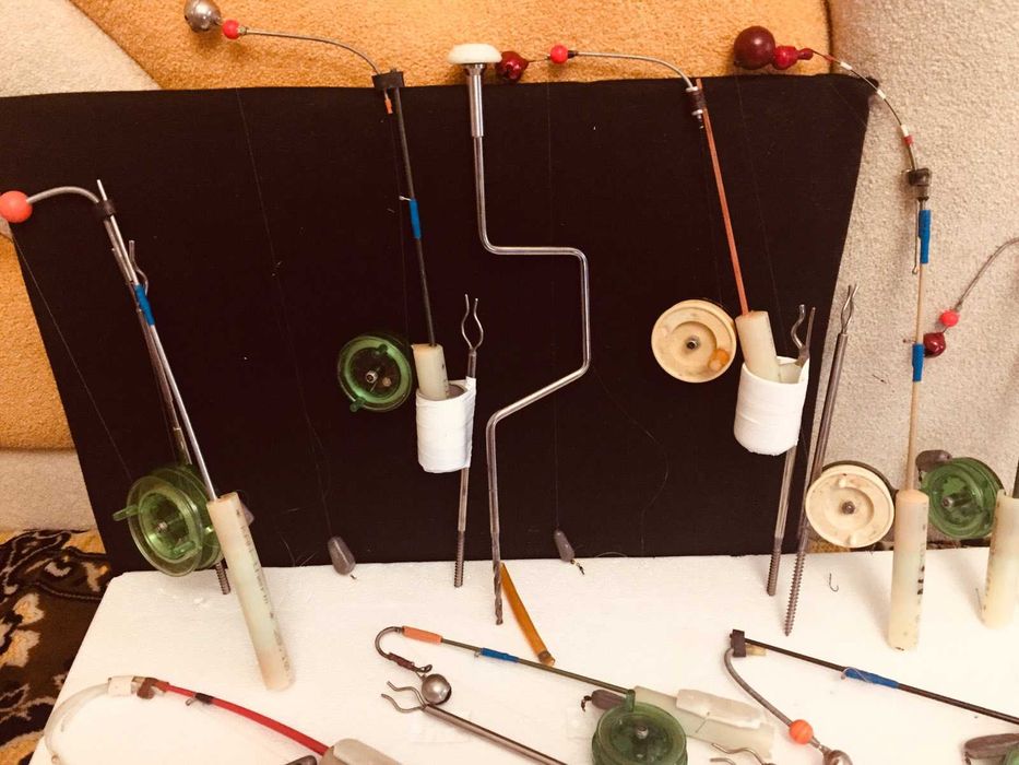 Удочки для белой и хищника на живца с крепежом во льду нерж .320 гр