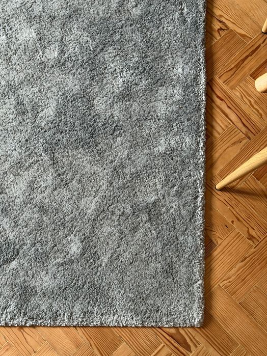 Tapete cinza IKEA 230’ - 160’