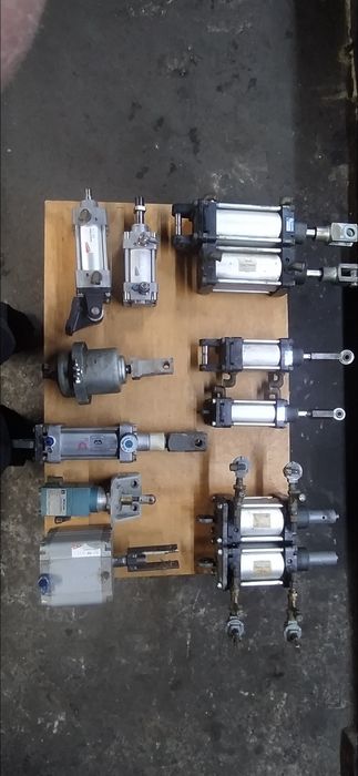 Пневмо цилиндри CAMOZZI  STORK  MECMAN