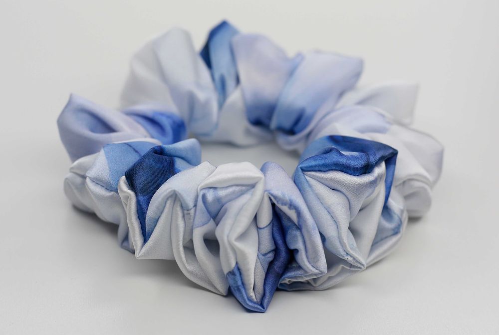 gumka do włosów scrunchie MIDI satynowa frotka