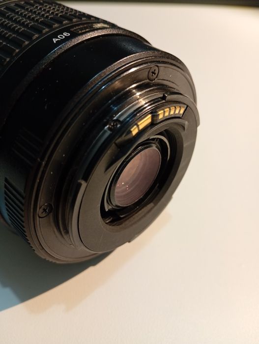 Lente TAMRON 28-300 mm