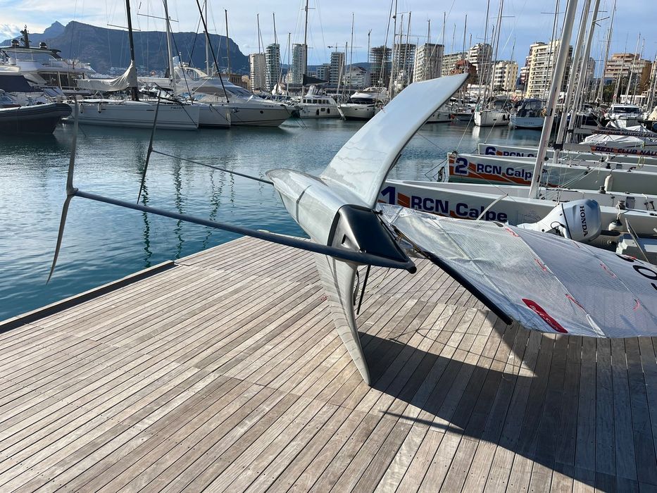 Na sprzedaż szybki latający (foiling) jacht Moth eXploder 4913