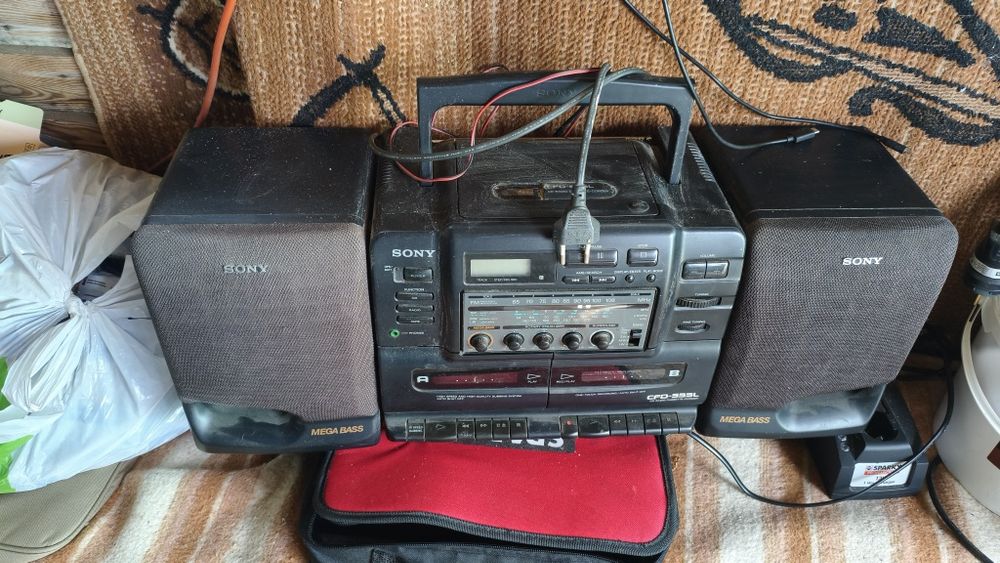 Radiomagnetofon Sony