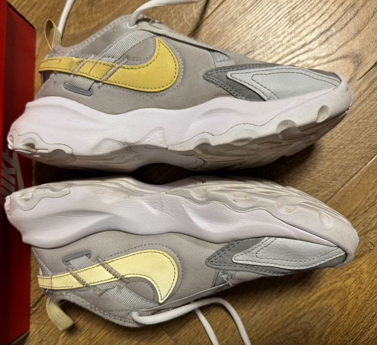Sneakersy sportowe W Nike TC 7900 rozm. 36,5