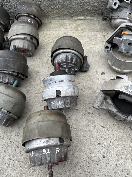 Подушка двигуна , коробки Ауді а6 с6, а6 с7