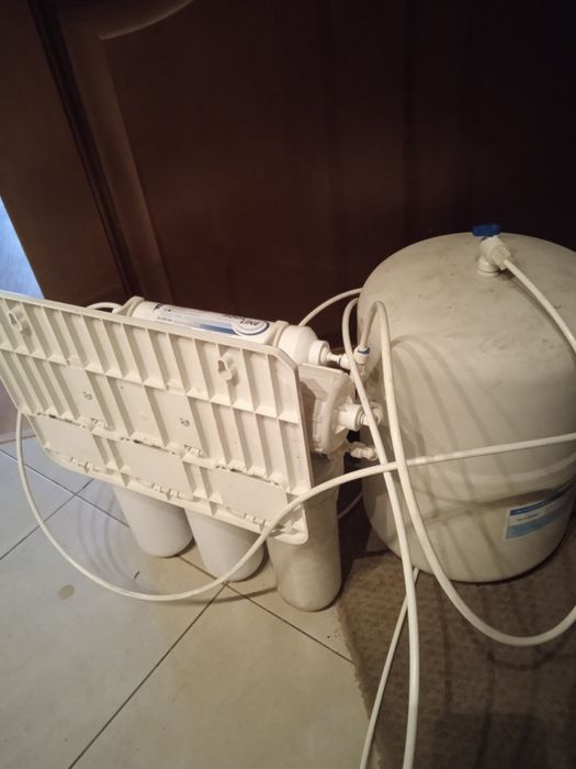 зворотній осмос. обслужений повністю.