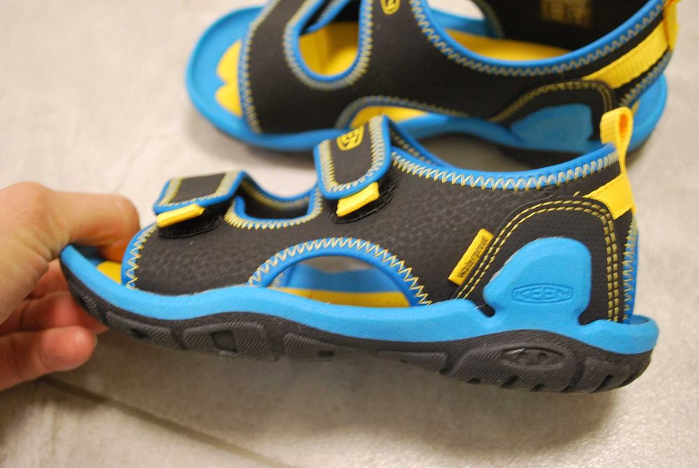 nowe sandały dziecięce Keen 28 29 do wody