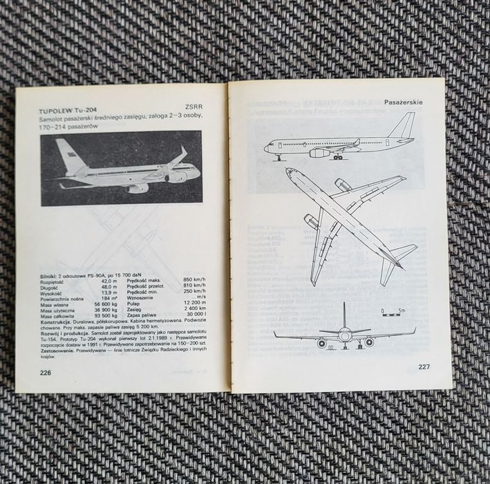 Książka Samoloty '90 Andrzej Glass