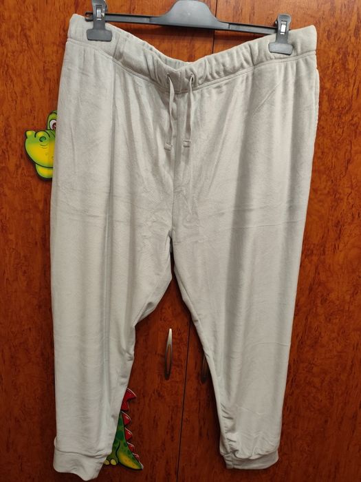 Костю жіночий спортивний 54  великий розмір