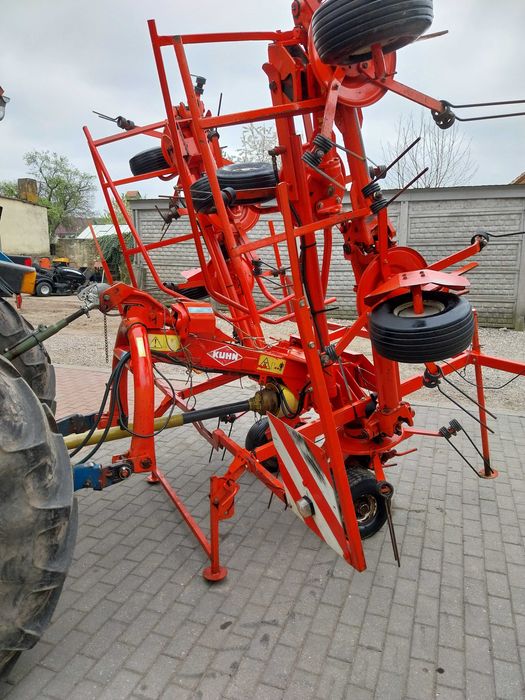przetrząsarka do siana kuhn gf 7601 mh