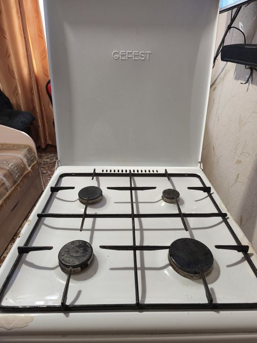 Газова плита Гефест б/у