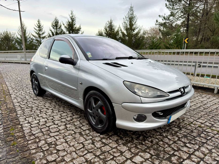 Peugeot 206 1.6 HDI *Look GTI*