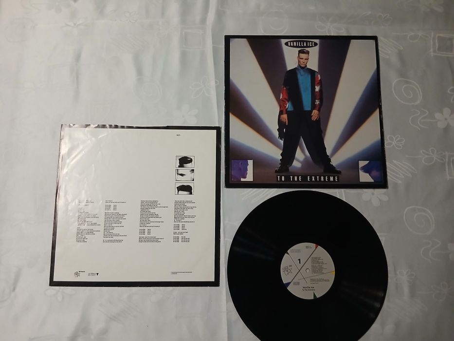 Płyta winylowa Vanilla Ice 1-press z 1990 r.wyd.UK stan vg.cena 189 zł