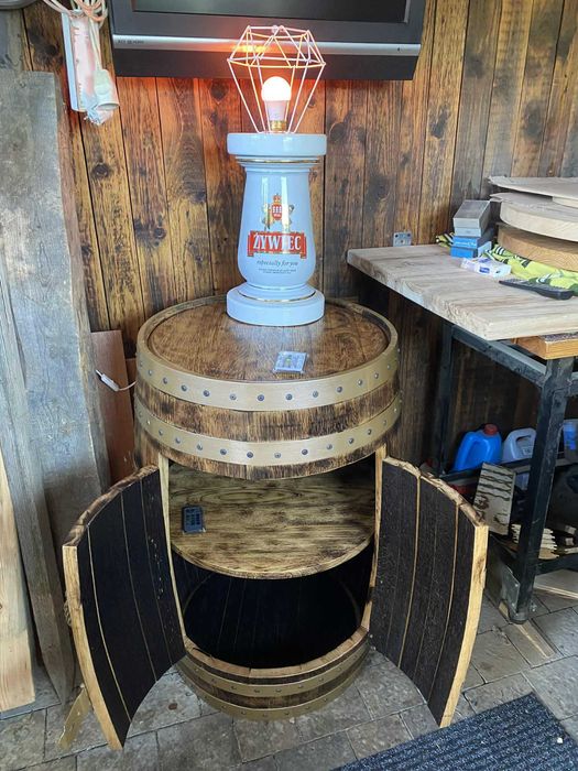 Barek z beczki dębowej po Whisky.
