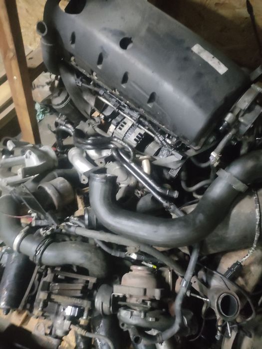 Silnik VW t5 2.5TDI na części blok głowica turbo koła zębate kolektor