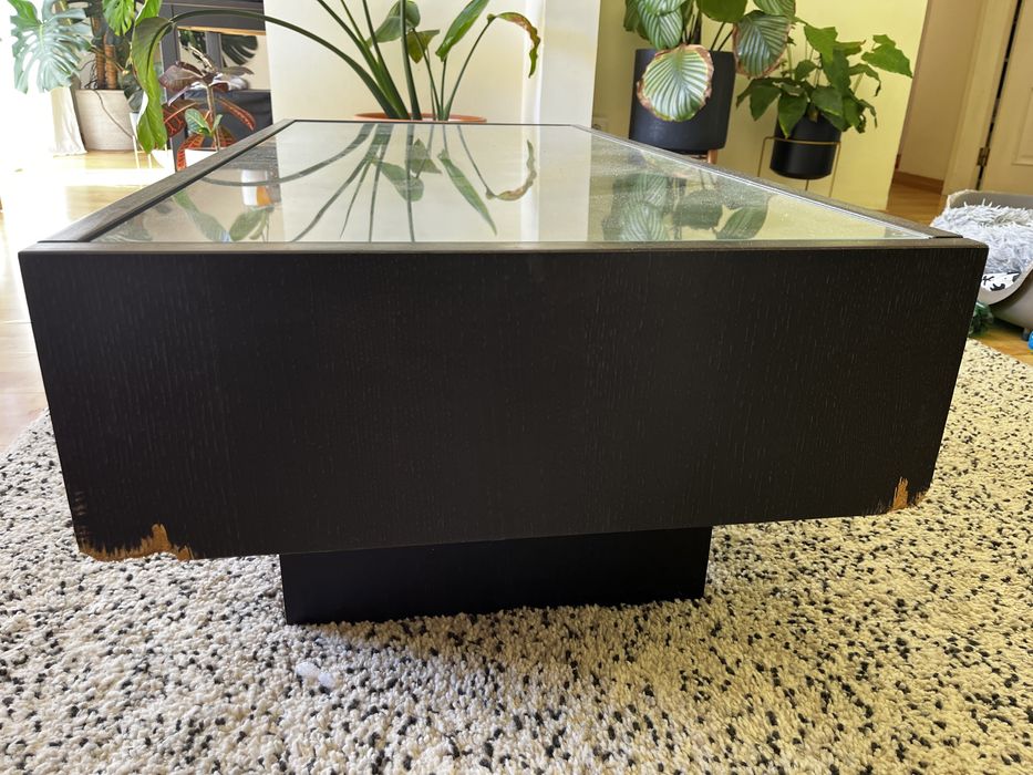 Mesa de centro Ikea, com vidro no tampo64751701648515124